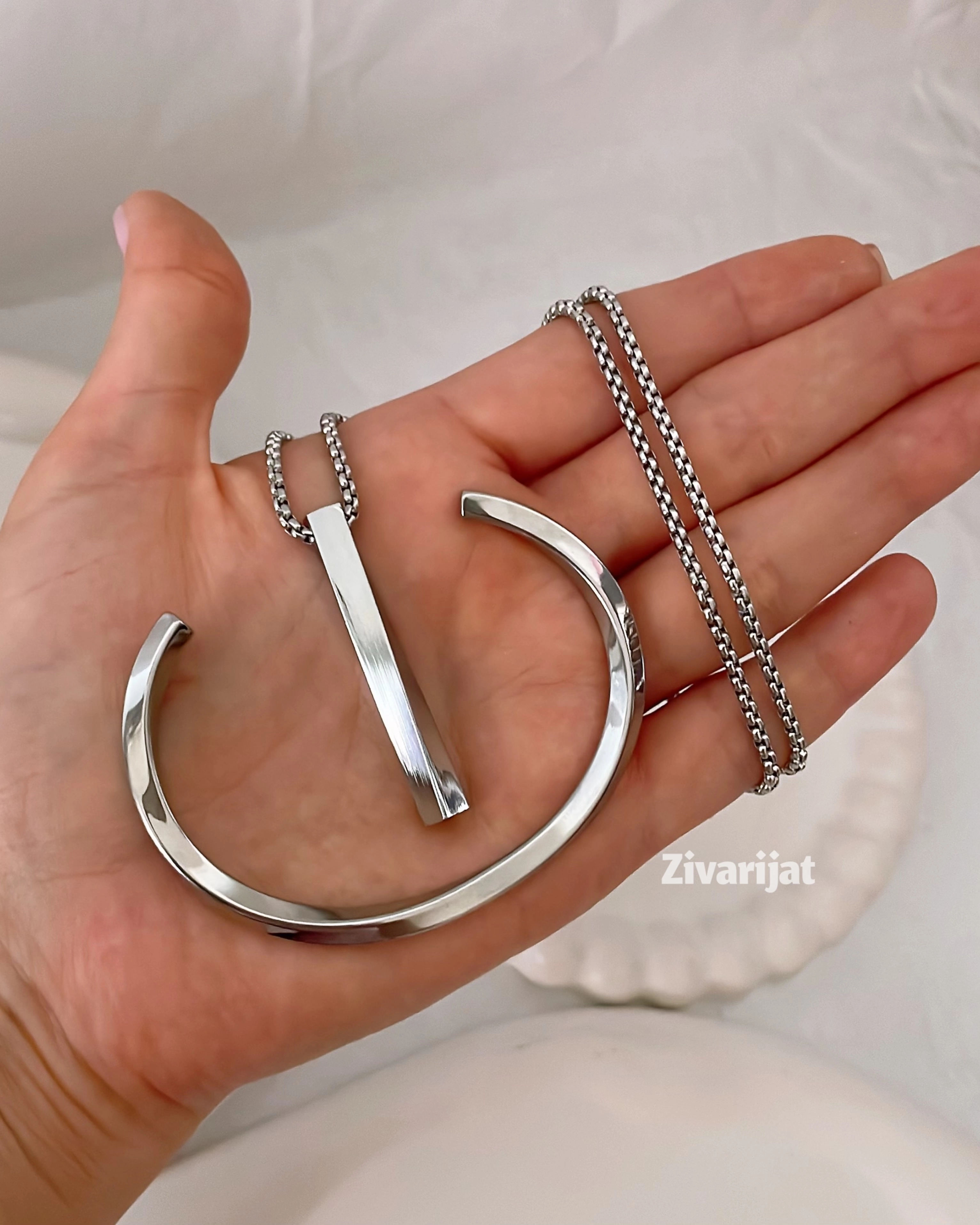خرید انلاین بنگل پیچی و دستبند استیل مردانه برای هدیه مردانه