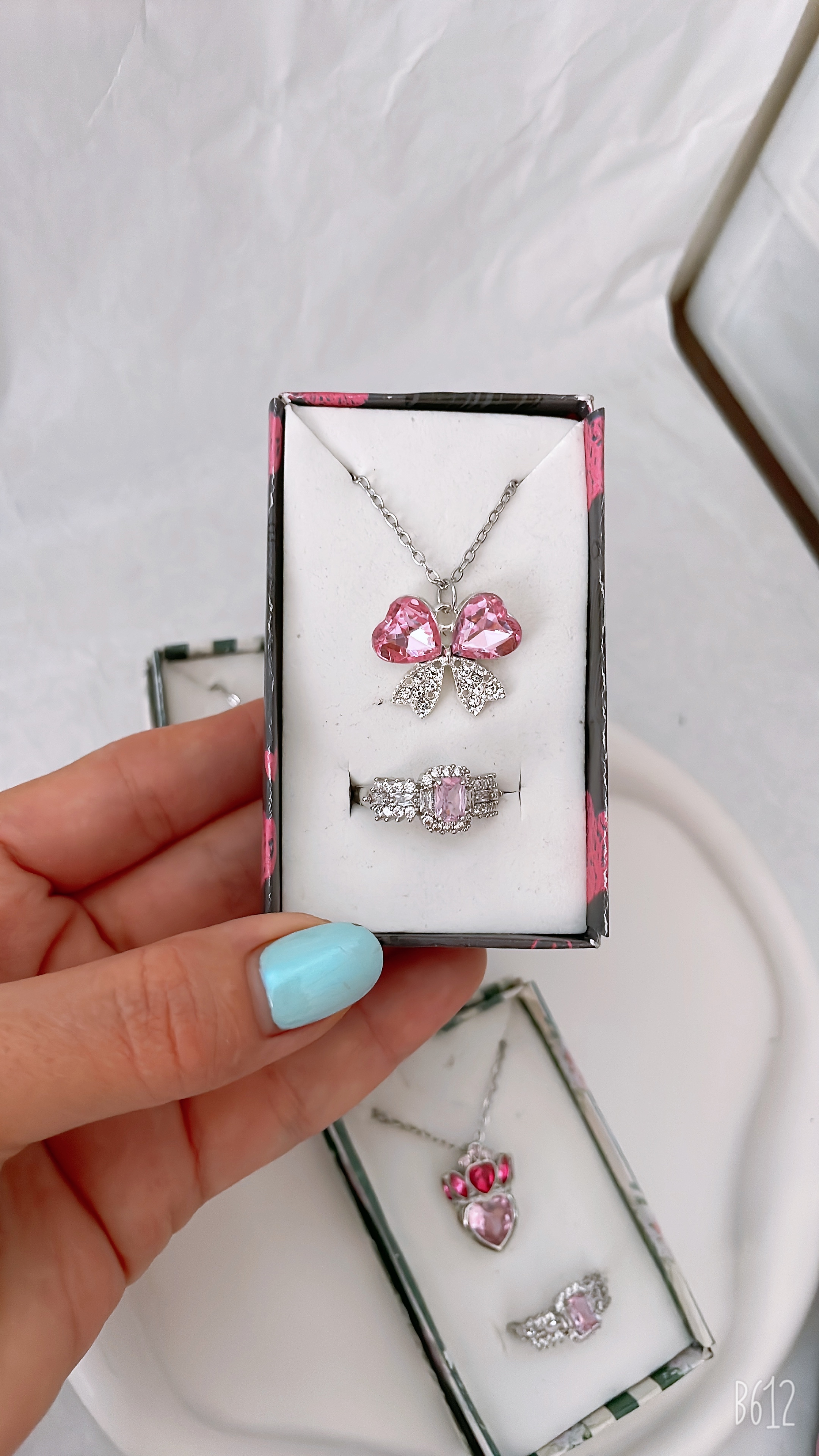 لیست قیمت انگشتر جواهری زنانه ترند پاییز ۱۴۰۴