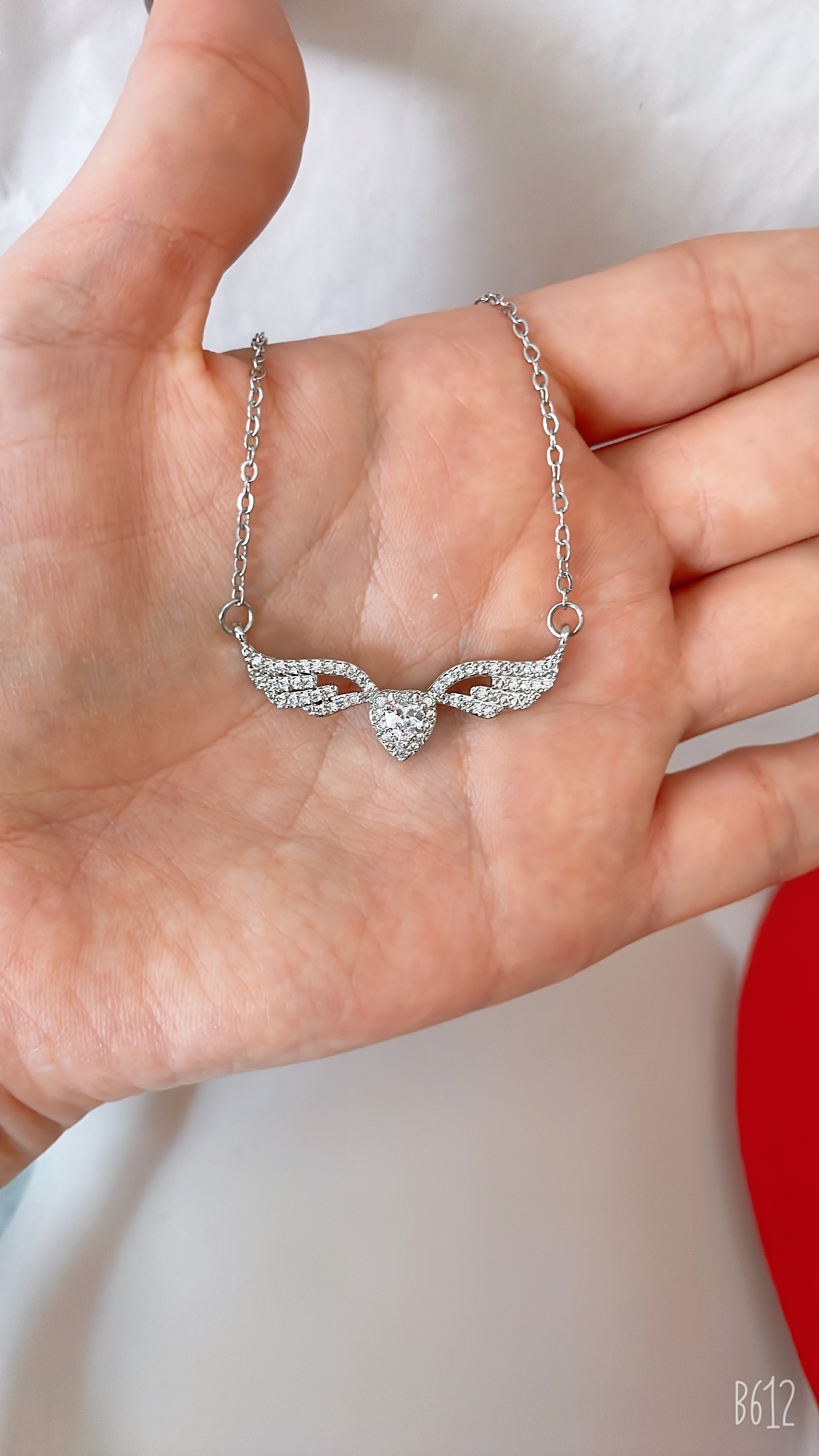 خرید و قیمت گردنبند نگینی بال فرشته شیراز بدلیجات