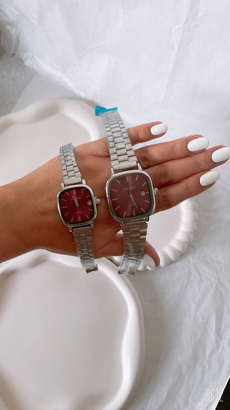 لیست قیمت ساعت ست صفحه زرشکی کادو ولنتاین و کادو شب یلدا