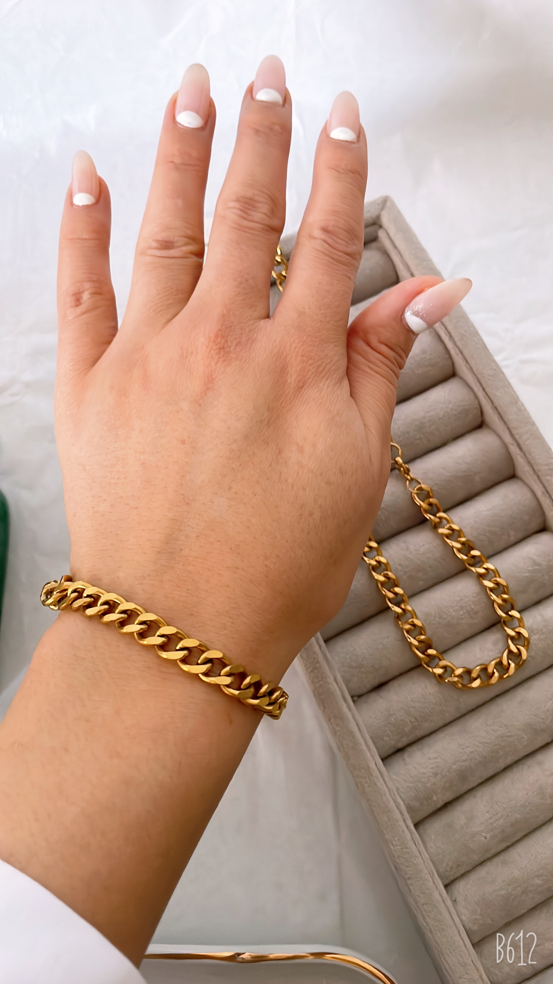 خرید اینترنتی گردنبند و دستبند کارتیر مردانه ترند ۱۴۰۴