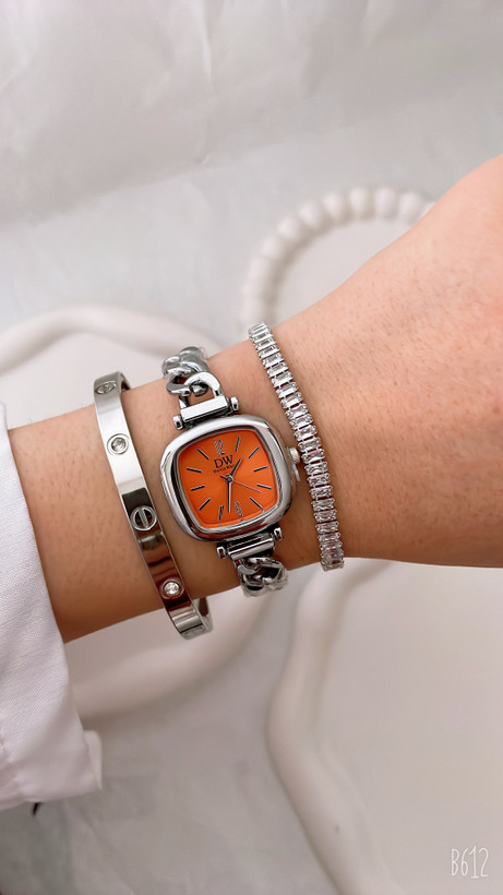 خرید و قیمت ساعت ترند ۱۴۰۴ کادو شب یلدا