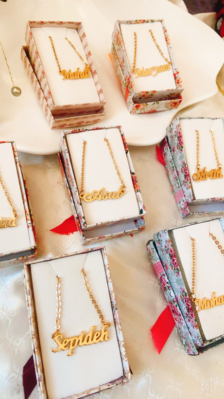 خرید اینترنتی گردنبند اسم سفارشی و حک اسم شیراز