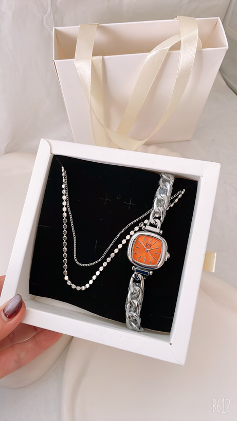 لیست قیمت باکس هدیه زنانه شیراز ارسال فوری