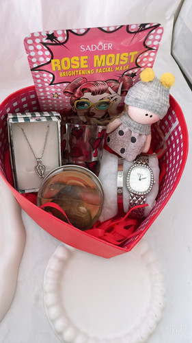 خرید و قیمت باکس هدیه تولد ترند ۱۴۰۵ شیراز