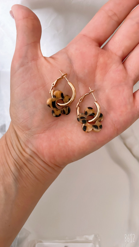 خرید اینترنتی گوشواره پلنگی ترند عید ۱۴۰۵